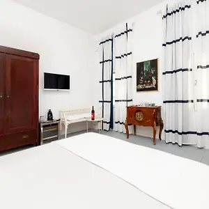 & Carera 6 Guest house