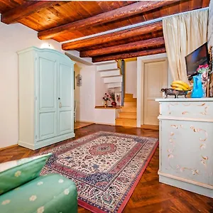 La Carera Centro Storico Guest house
